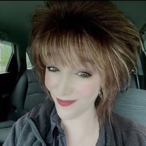 Meet your Posher, Bonnie